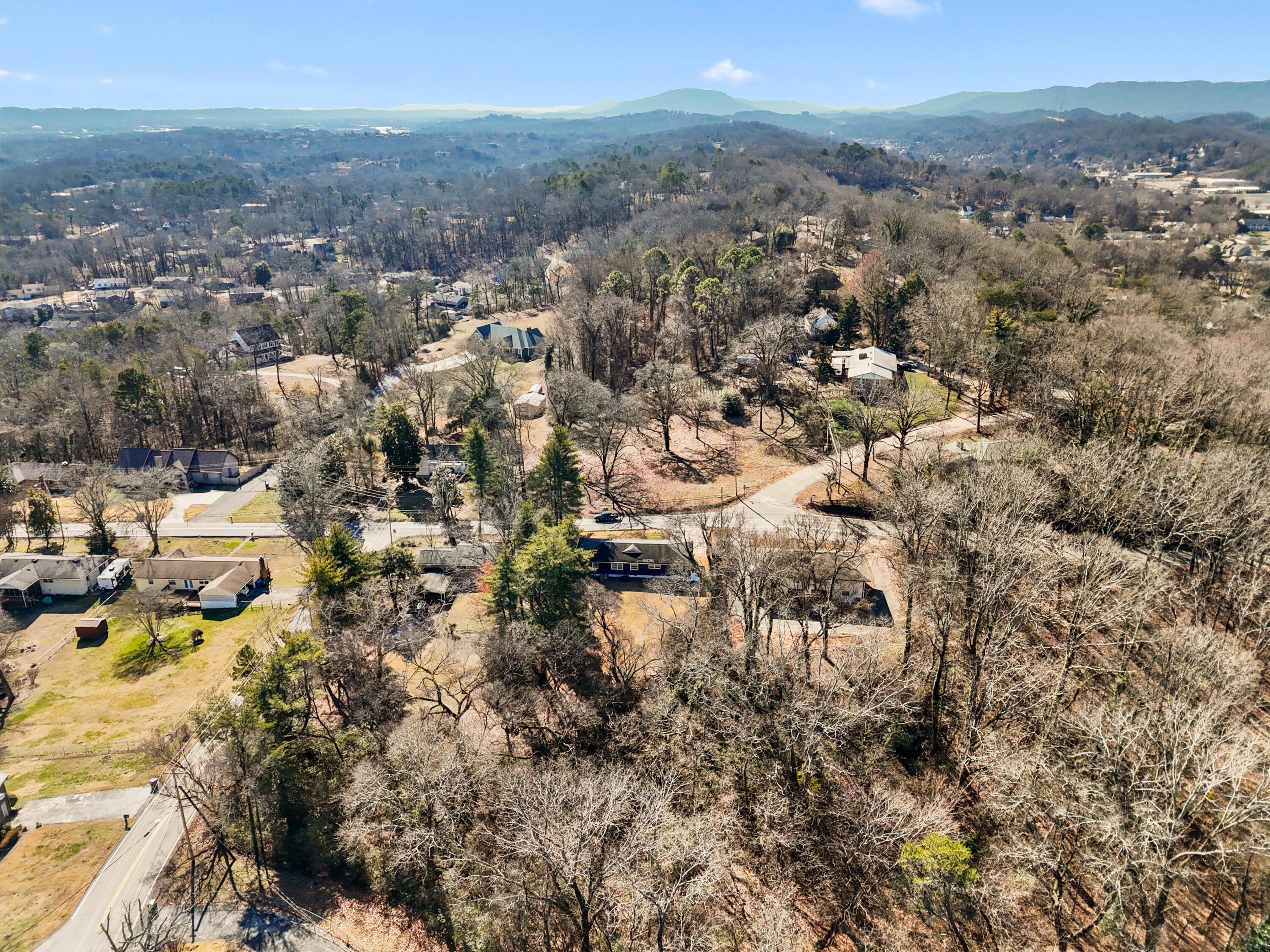 421 Gadd Road Hixson, TN 37343 - Photo 32 of 34 dji_20260128014326_0880_d