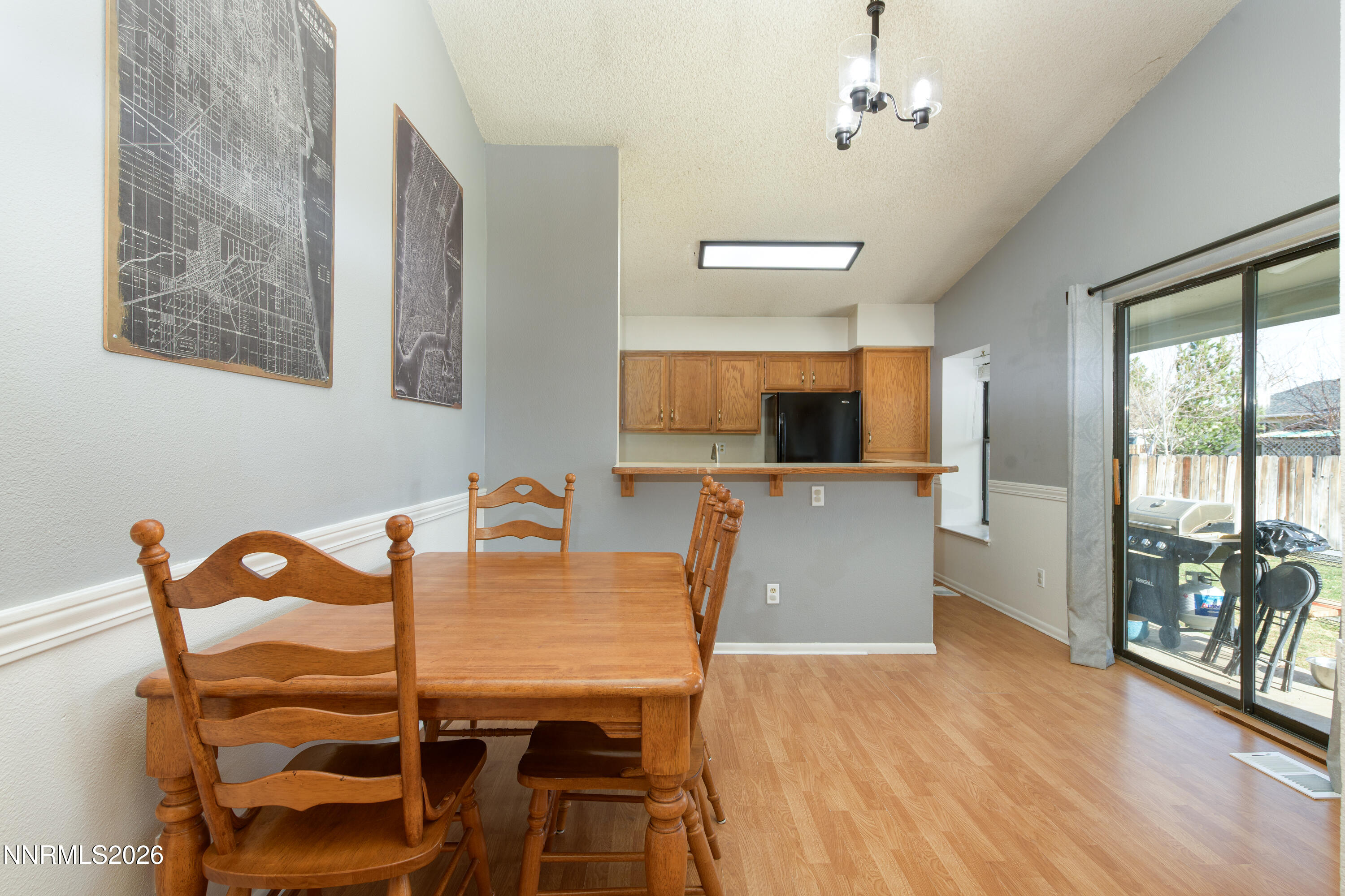 1352 Leonard Road Gardnerville, NV 89460 - Photo 6 of 23 a dining room with furniture and window