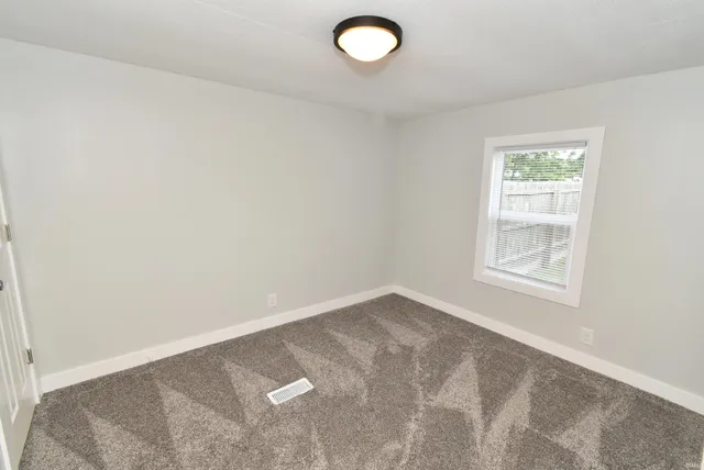 $167,500 | 110 West Goss Street, Kentland, IN 47951