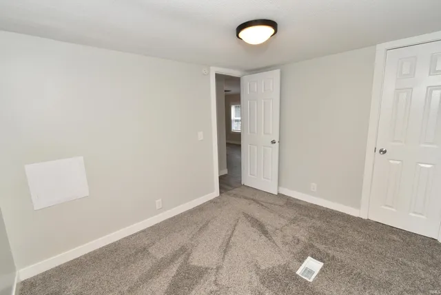 $167,500 | 110 West Goss Street, Kentland, IN 47951