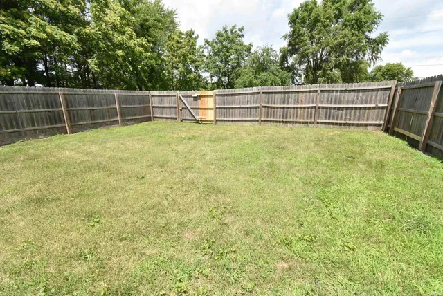 $167,500 | 110 West Goss Street, Kentland, IN 47951