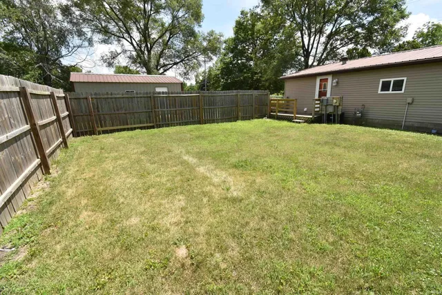 $167,500 | 110 West Goss Street, Kentland, IN 47951