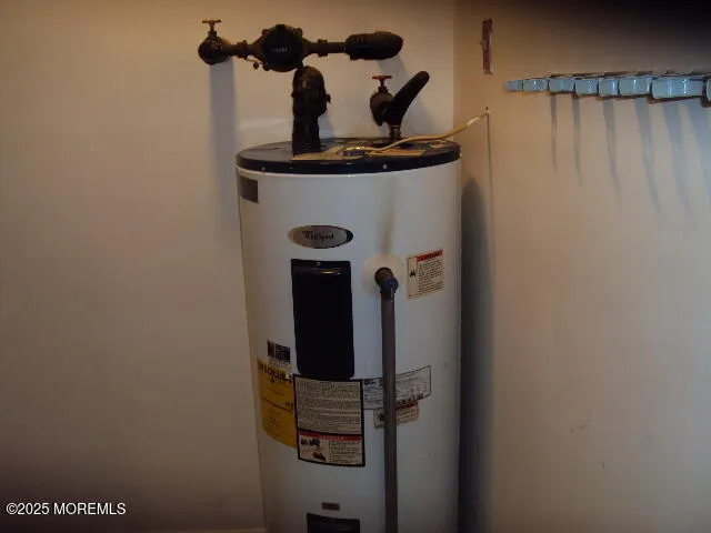 $1,800 | 12D Canton Drive, Unit B, Whiting, NJ 08759