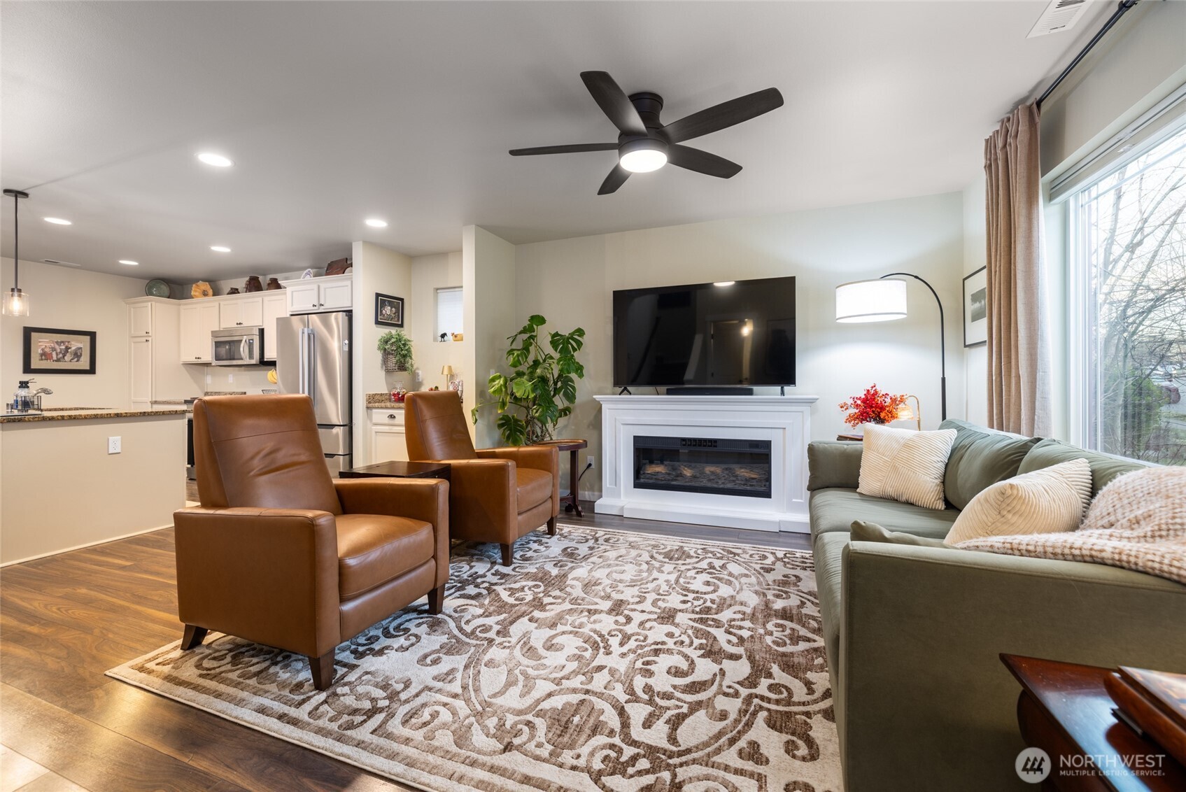 900 Crested Butte Boulevard Mount Vernon, WA 98273 - Photo 4 of 33