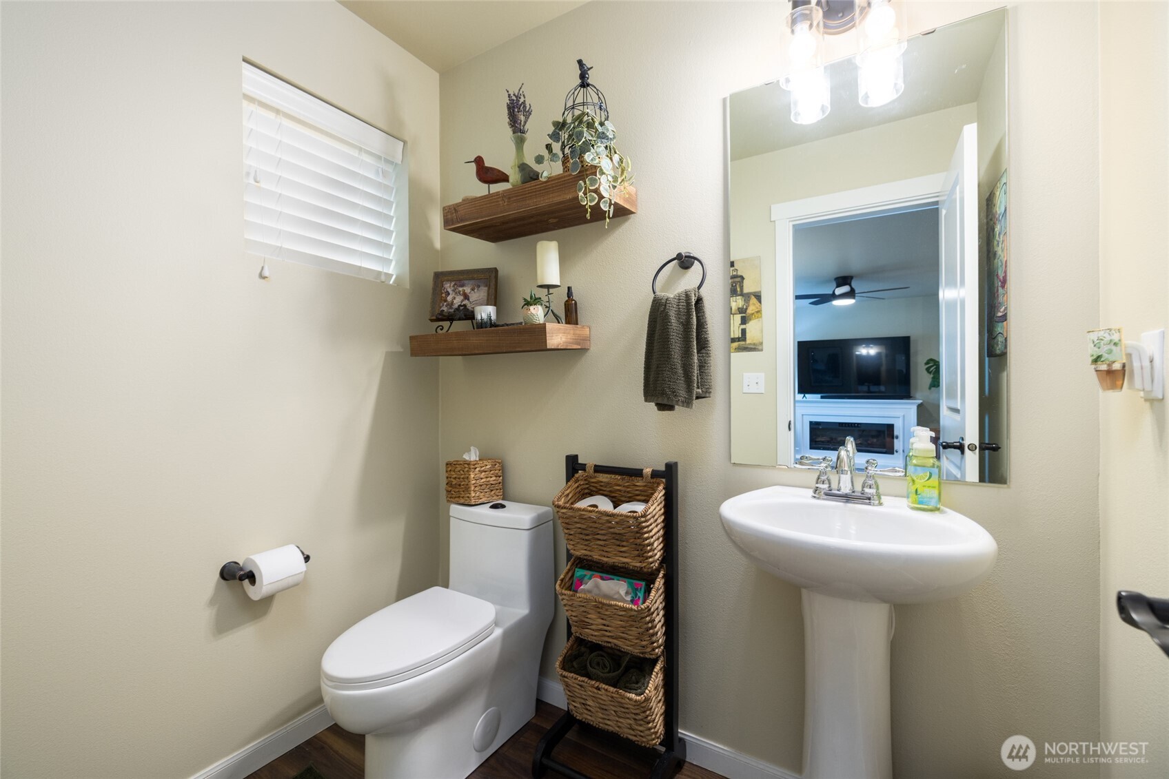 900 Crested Butte Boulevard Mount Vernon, WA 98273 - Photo 8 of 33