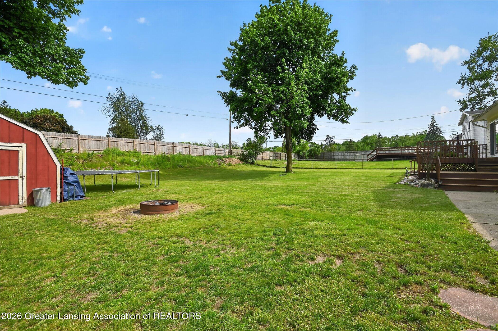 619 Charleston Road Lansing, MI 48917 - Photo 35 of 43 42-619-Charleston-Rd-Lansing-WindowStill