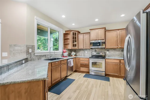 $659,500 | 17401 140th Avenue East, Puyallup, WA 98374