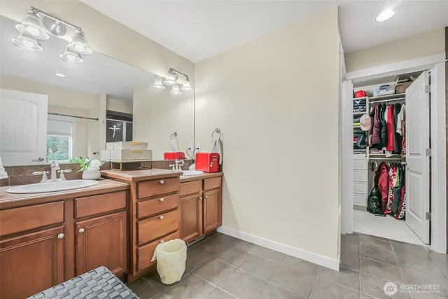 $659,500 | 17401 140th Avenue East, Puyallup, WA 98374