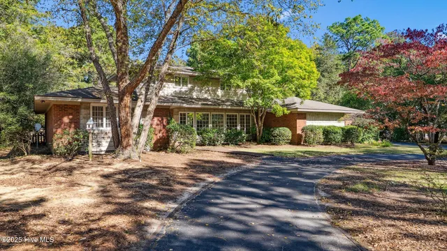 $599,000 | 85 Gray Fox Run, Pinehurst, NC 28374