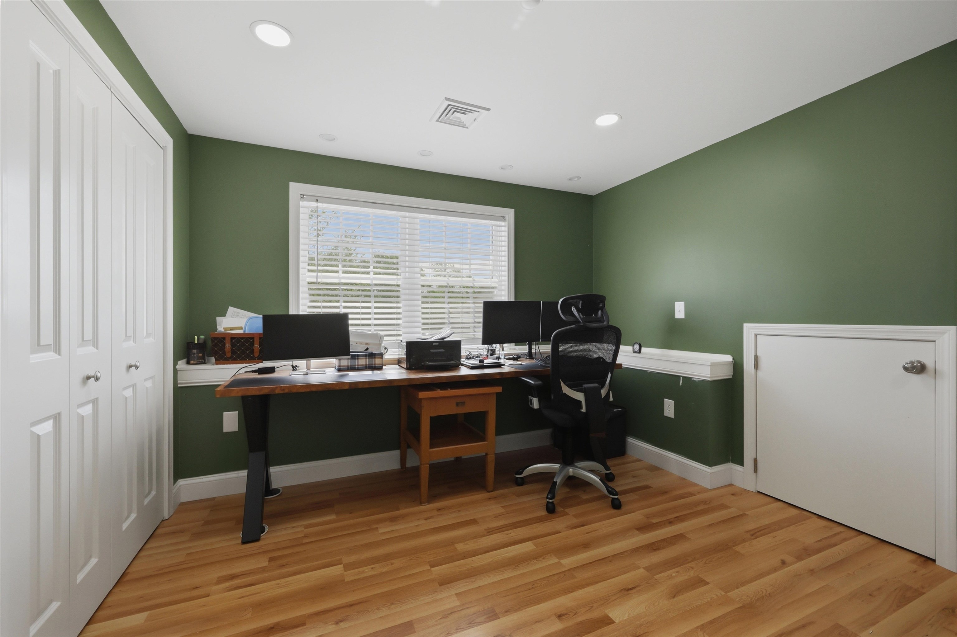56 Hall Road Fremont, NH 03044 - Photo 12 of 39