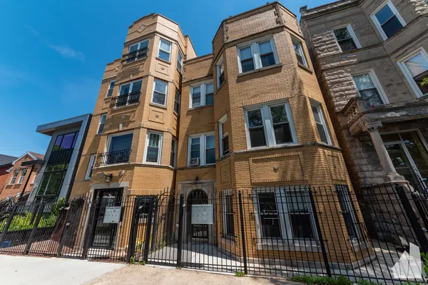 $2,650 | 1431 North Fairfield Avenue, Unit 3, Chicago, IL 60622