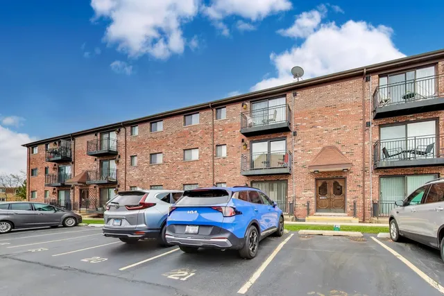 a car parked in front of a building