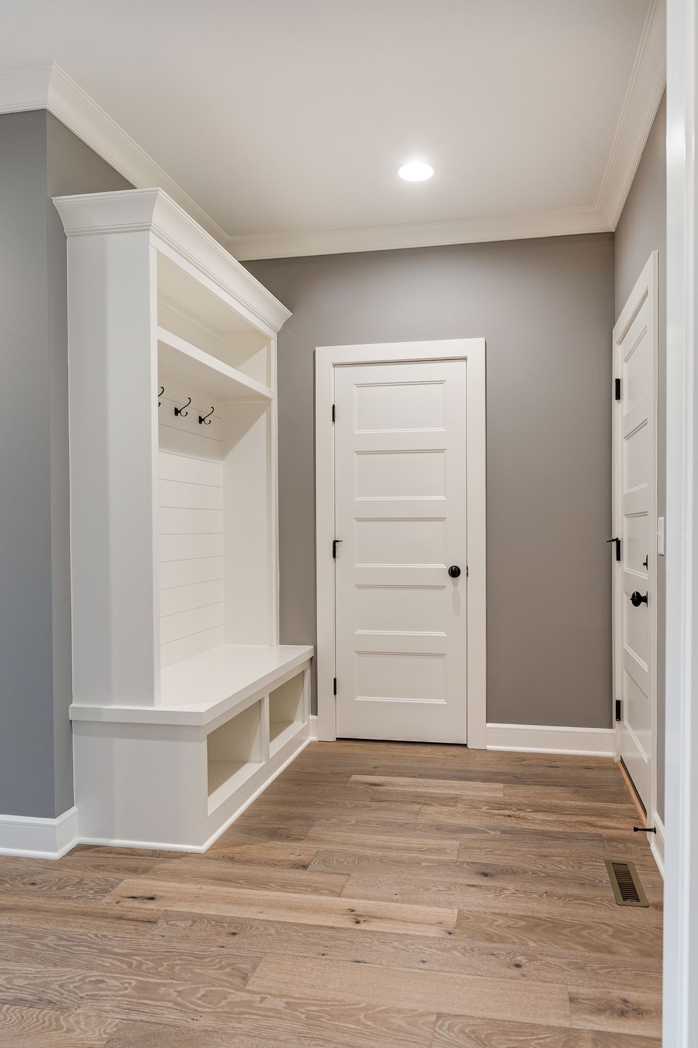 1581 Phillips Road Lebanon, TN 37087 - Photo 18 of 36 a view of walk in closet with empty racks