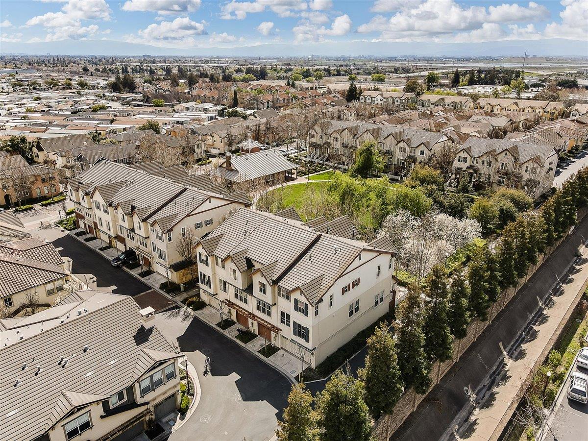 49030 Meadowfaire Common Fremont, CA 94539 - Photo 45 of 52 an aerial view of multiple house