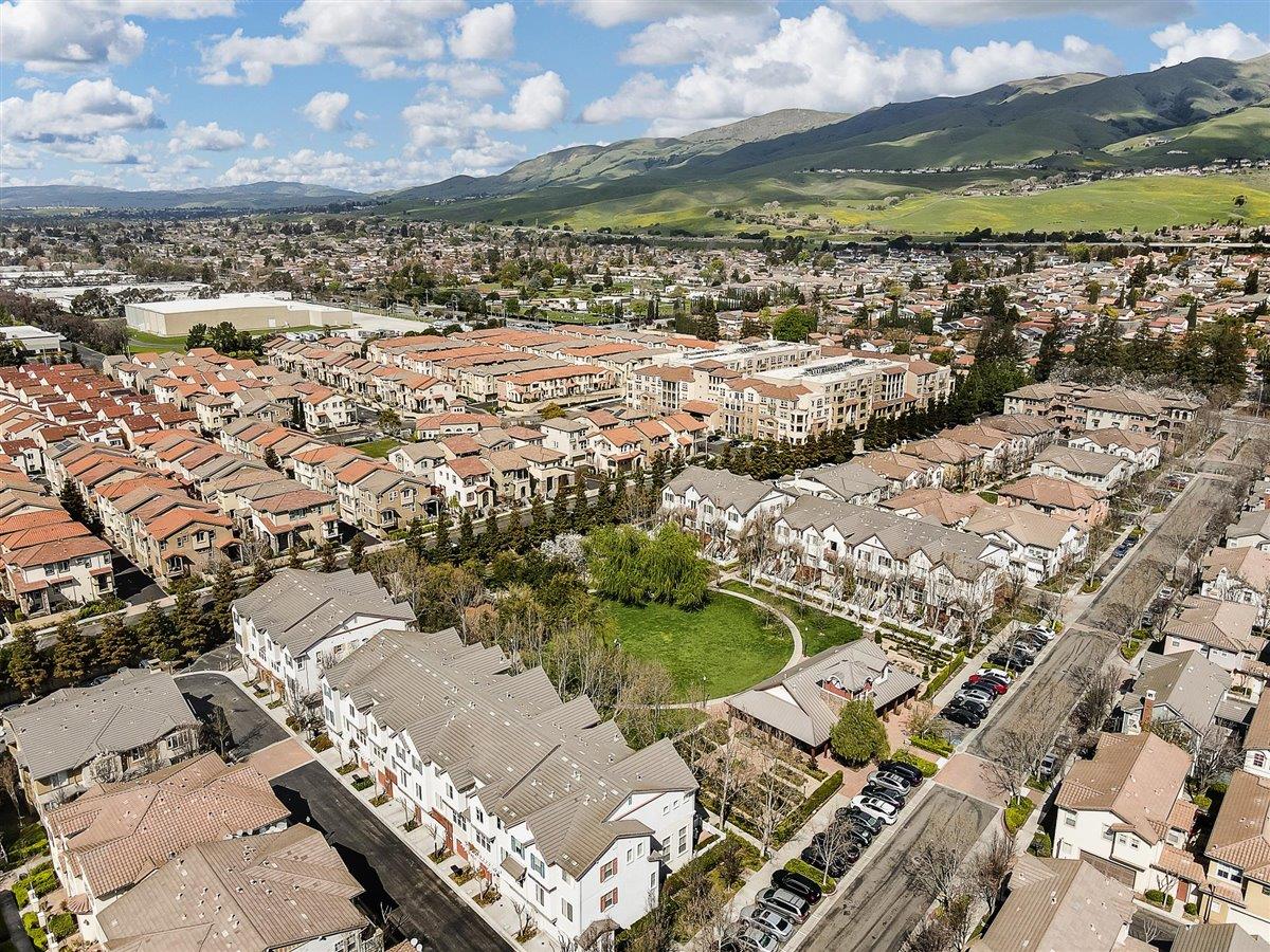 49030 Meadowfaire Common Fremont, CA 94539 - Photo 47 of 52 an aerial view of residential houses with outdoor space