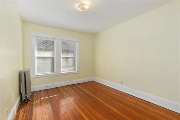 $3,400 | 352 Walnut Avenue, Unit 1, Boston, MA 02119