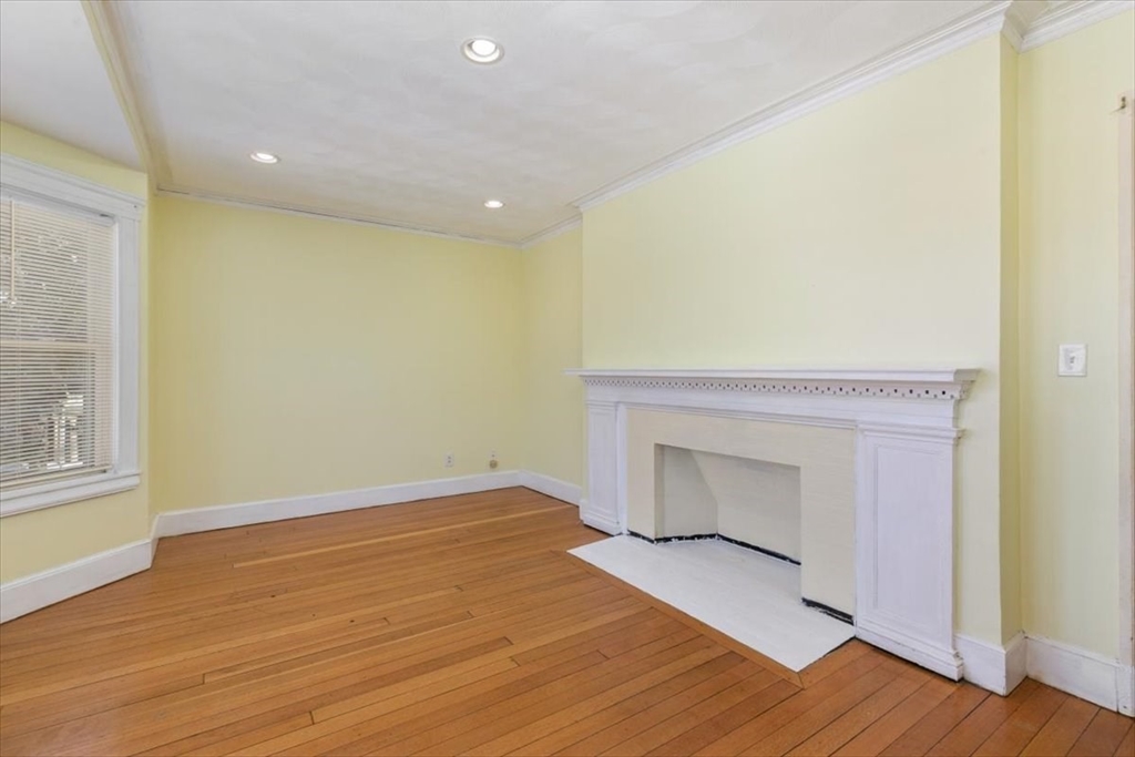 352 Walnut Avenue, Unit 1 Boston, MA 02119 - Photo 7 of 28