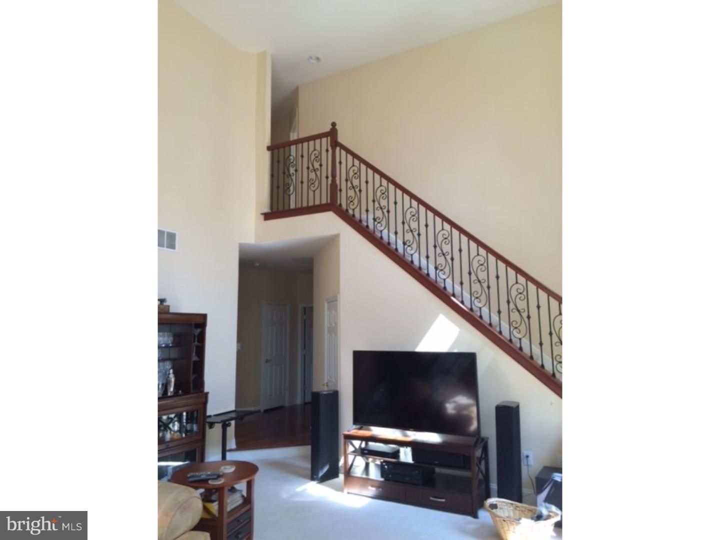 202 Parry Road Cinnaminson, NJ 08077 - Photo 9 of 18 Family Room