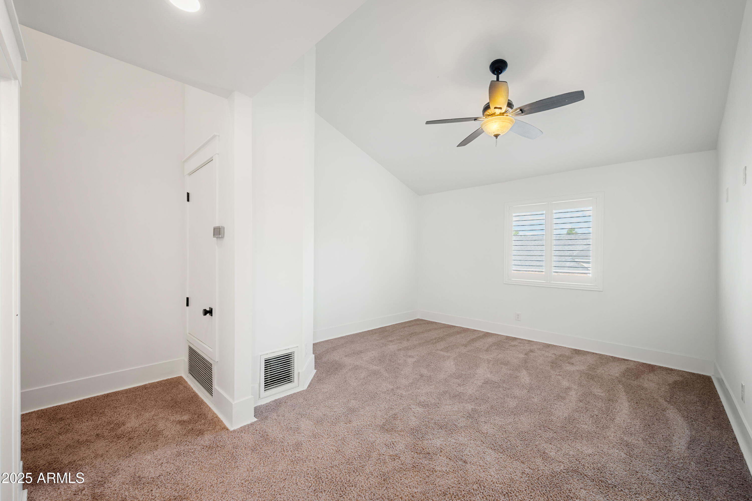 4352 East Santa Rosa Place Gilbert, AZ 85234 - Photo 29 of 53 an empty room