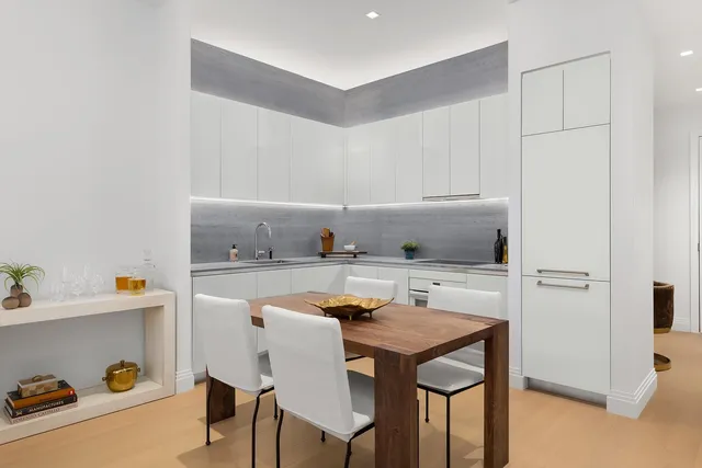 $1,500,000 | 1 Wall Street, Unit 2019 | Financial District