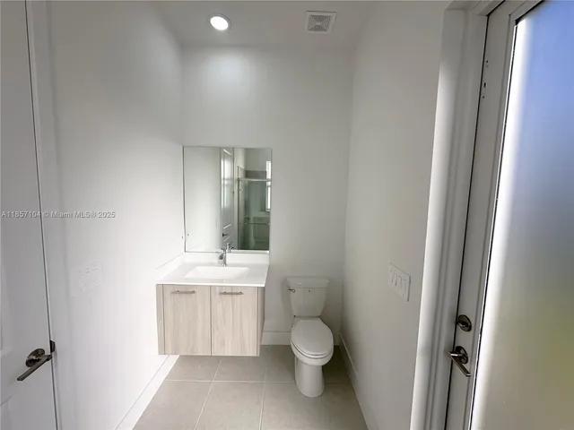 $7,400 | 12347 Southwest 43rd Court, Davie, FL 33330