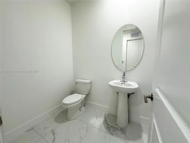 $7,400 | 12347 Southwest 43rd Court, Davie, FL 33330