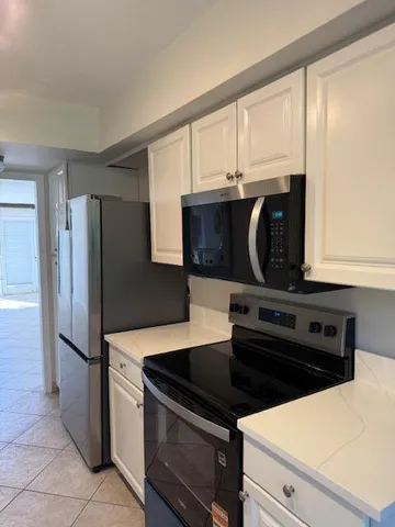 $4,200 | 780 Jeffery Street, Unit 2, Boca Raton, FL 33487