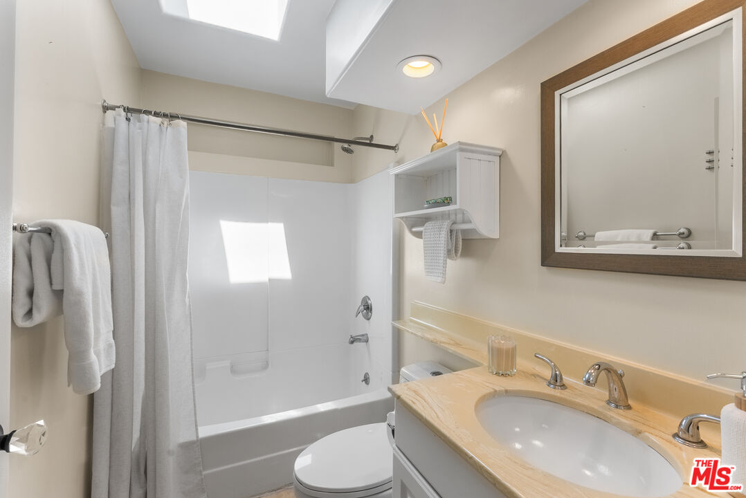 606 Thrift Road Malibu, CA 90265 - Photo 20 of 25