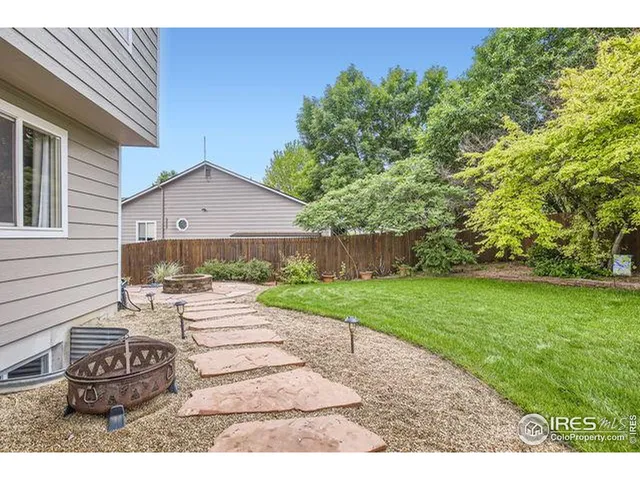 $595,000 | 1641 Cedarwood Drive, Longmont, CO 80504