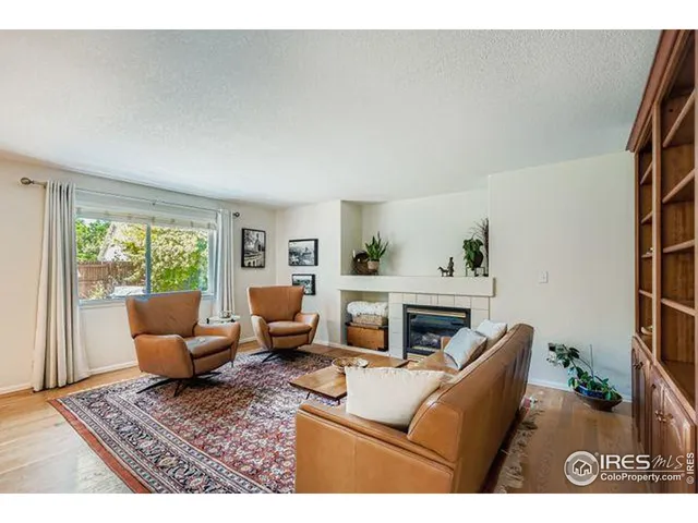 $595,000 | 1641 Cedarwood Drive, Longmont, CO 80504