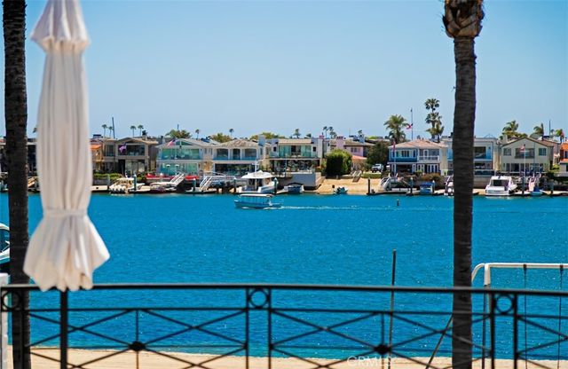 $16,995,000 | 2401 Bayshore Drive, Newport Beach, CA 92663