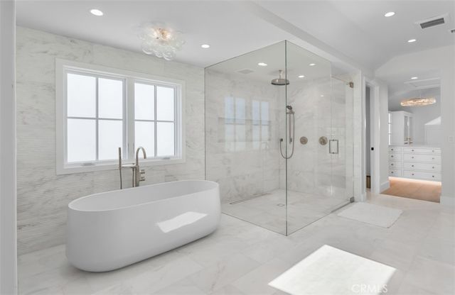 $16,995,000 | 2401 Bayshore Drive, Newport Beach, CA 92663