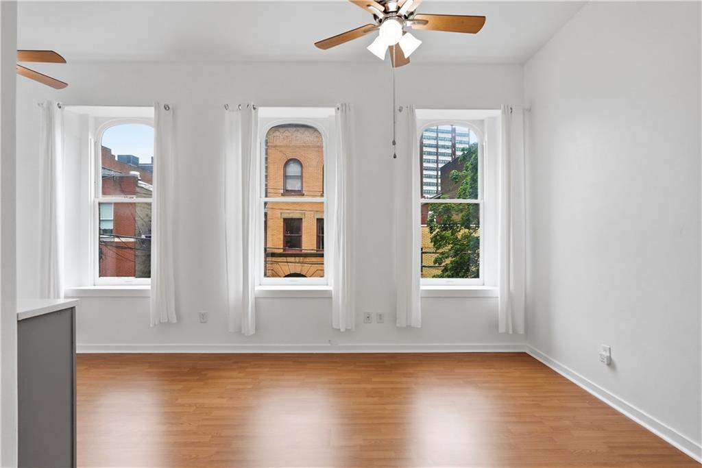 600 Lockhart Street, Unit 3 Pittsburgh, PA 15212 - Photo 13 of 42