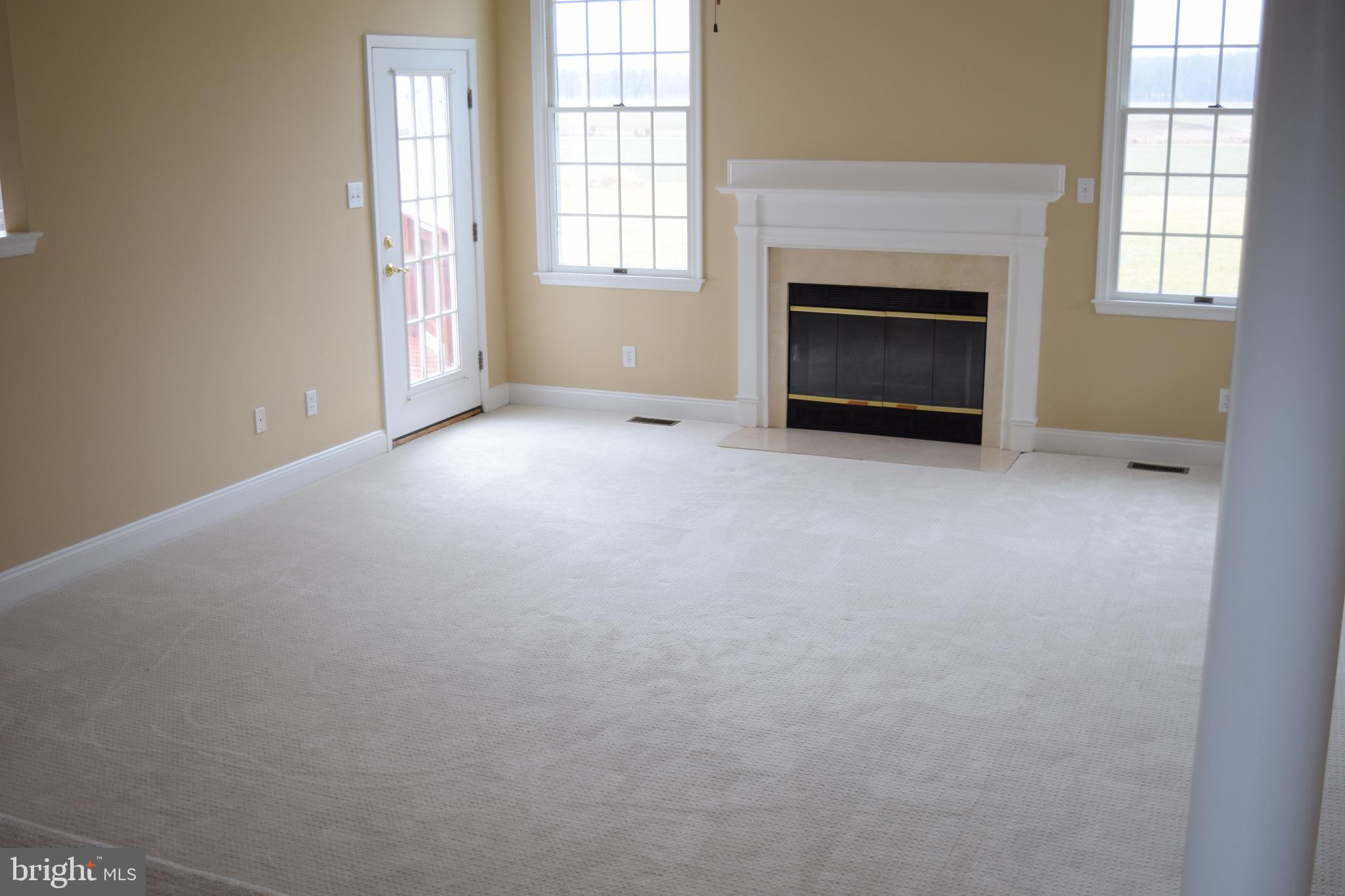 22 Stelle Road Chesterfield, NJ 08515 - Photo 12 of 50 Family room w/deck access