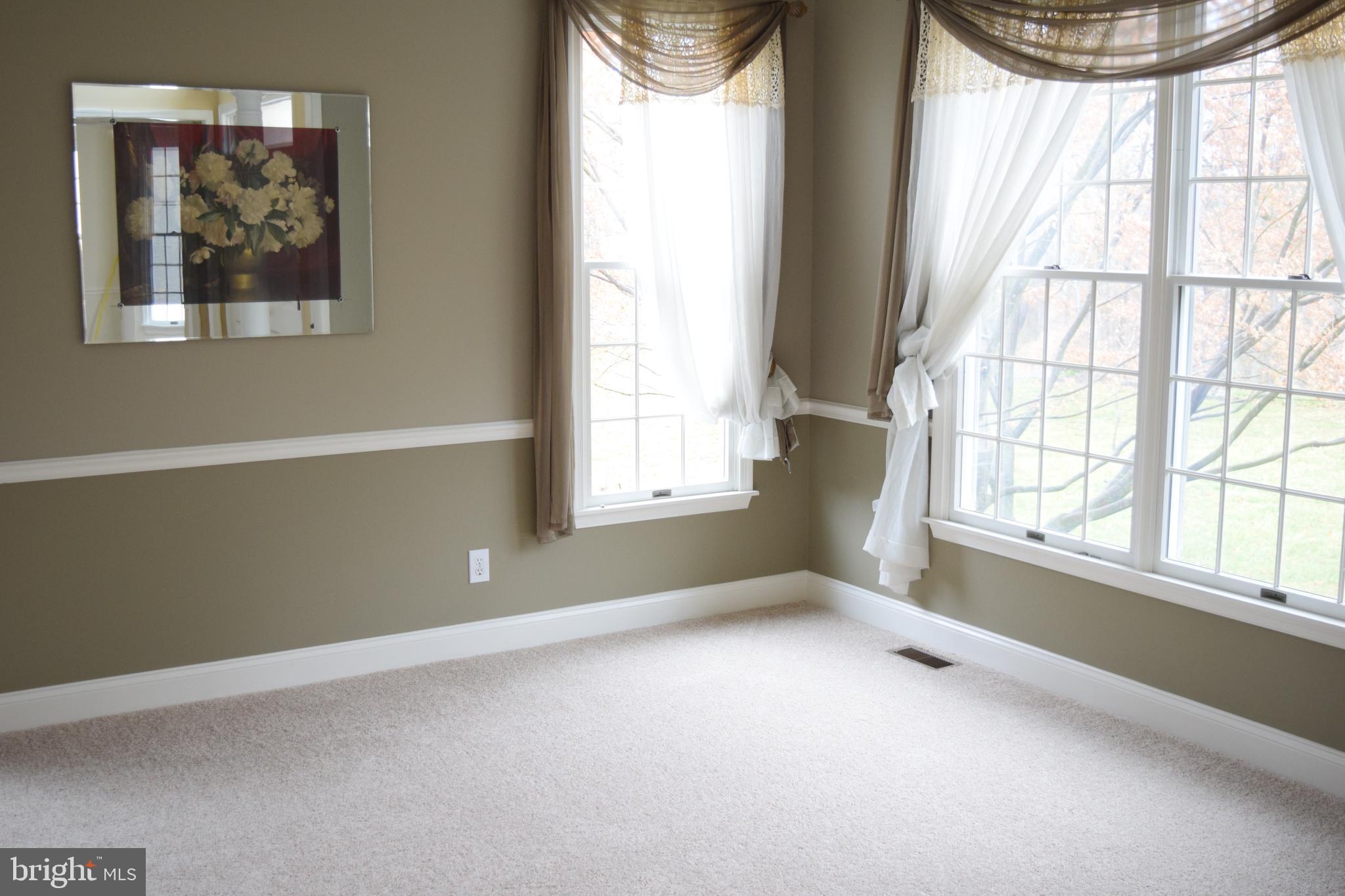 22 Stelle Road Chesterfield, NJ 08515 - Photo 17 of 50 Living room