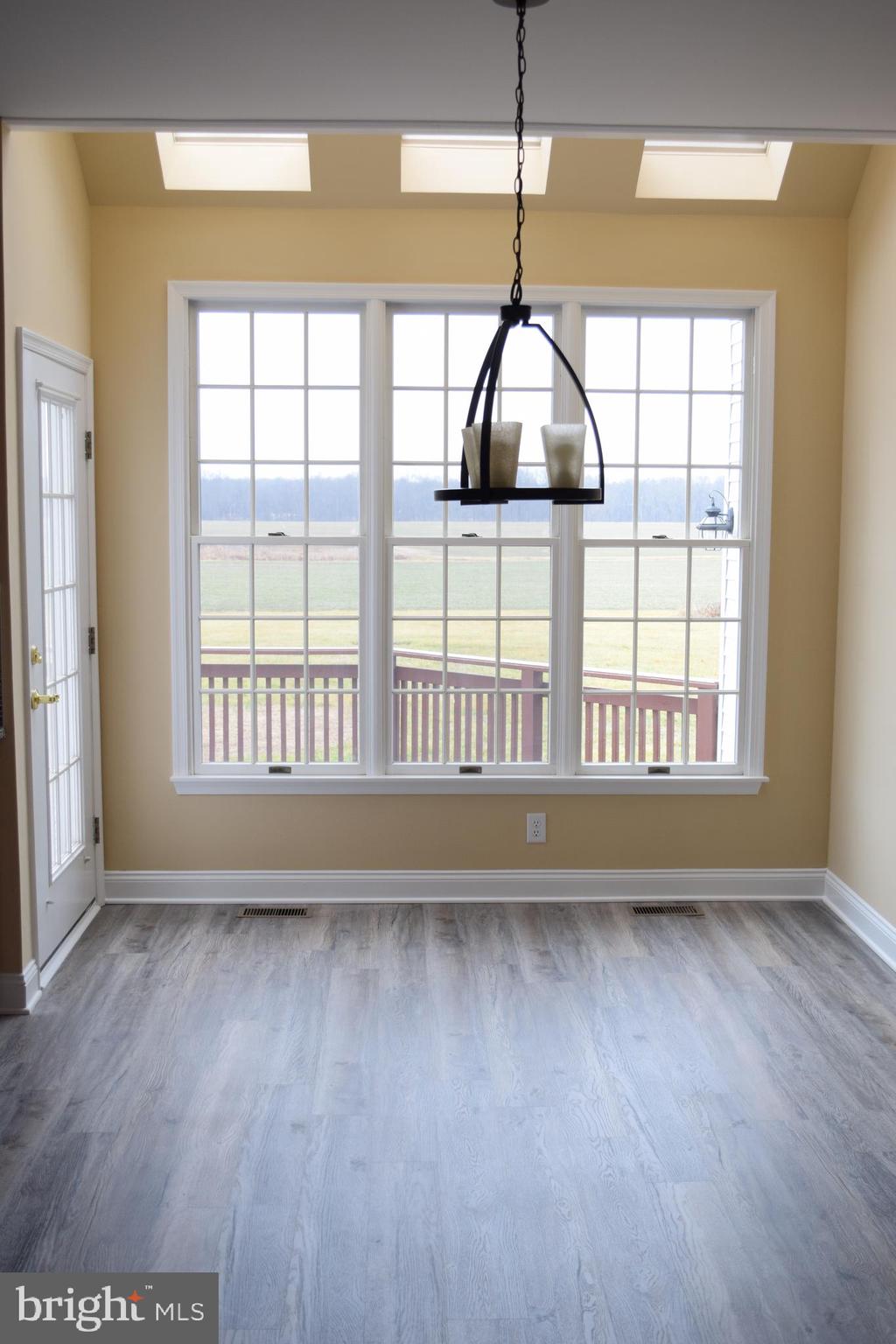 22 Stelle Road Chesterfield, NJ 08515 - Photo 10 of 50 Breakfast area