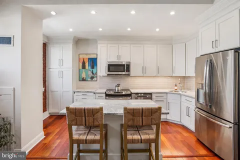 $749,000 | 2123 California Street Northwest, Unit D5, Washington, DC 20008