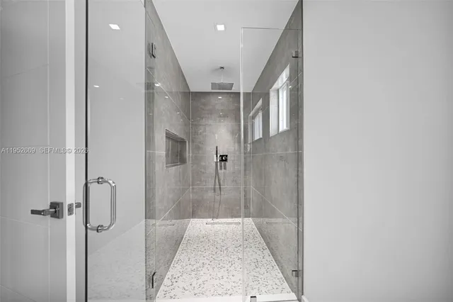 $3,500,000 | 1250 Northeast 82nd Street, Miami, FL 33138