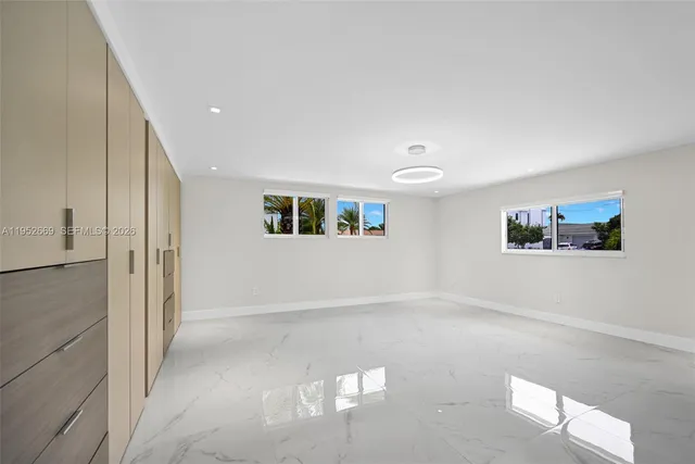 $3,500,000 | 1250 Northeast 82nd Street, Miami, FL 33138