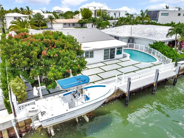 $3,500,000 | 1250 Northeast 82nd Street, Miami, FL 33138