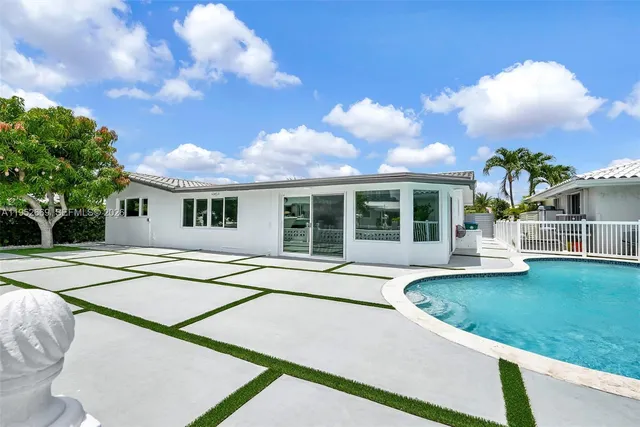 $3,500,000 | 1250 Northeast 82nd Street, Miami, FL 33138