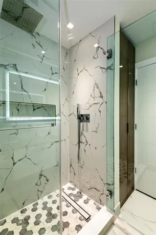 $3,500,000 | 1250 Northeast 82nd Street, Miami, FL 33138