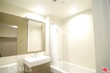 $6,500 | 889 Francisco Street, Unit 3406, Los Angeles, CA 90017