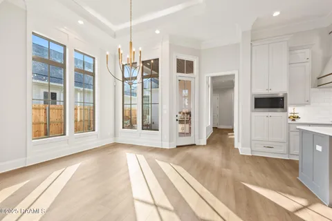 $530,000 | 111 Hedgemoore Court, Youngsville, LA 70592