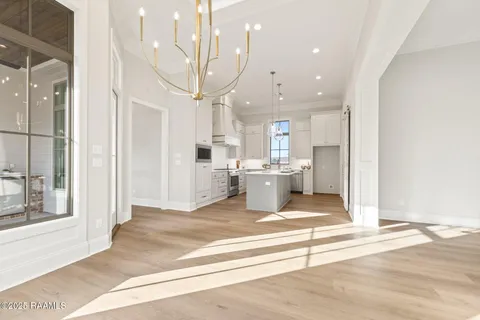 $530,000 | 111 Hedgemoore Court, Youngsville, LA 70592