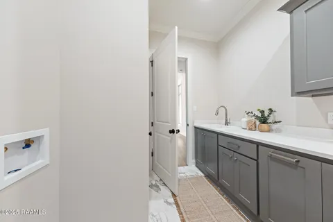 $530,000 | 111 Hedgemoore Court, Youngsville, LA 70592