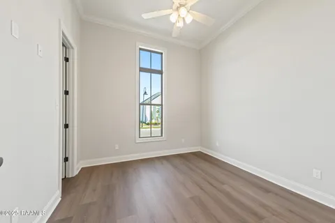 $530,000 | 111 Hedgemoore Court, Youngsville, LA 70592