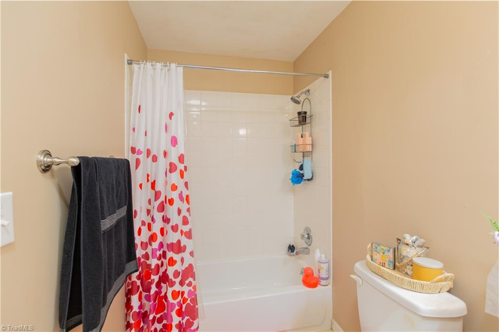 5343 Mapleton Street Clemmons, NC 27012 - Photo 17 of 30 Gallery Image 17