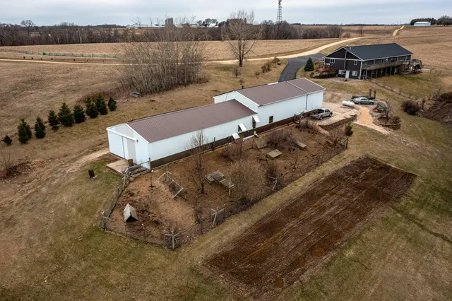 $950,000 | 34506 Pleasant Point Drive, Winona, MN 55987