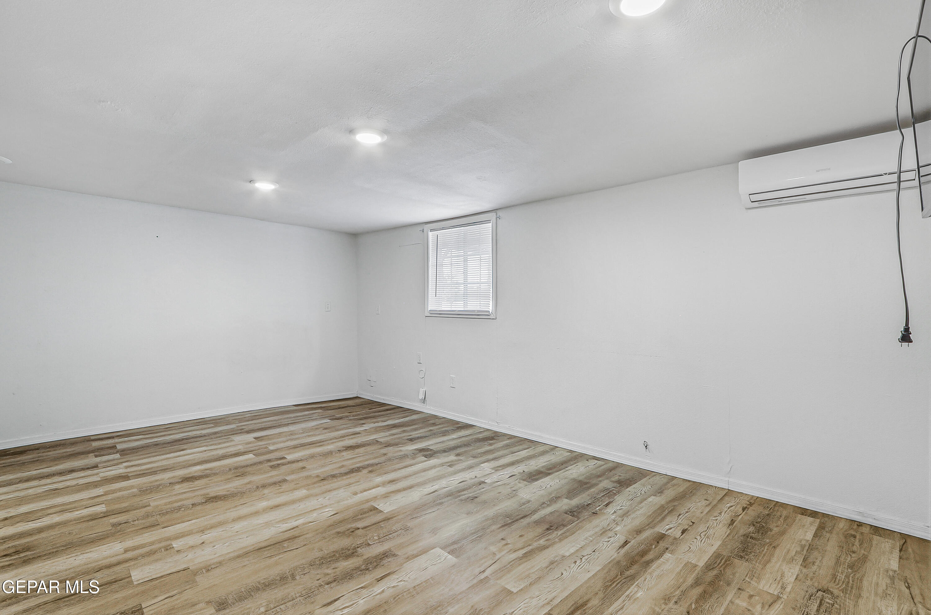 11548 Jenny Road Socorro, TX 79927 - Photo 13 of 39 wooden floor in a room